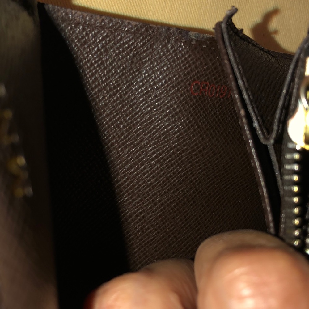 Louis Vuitton wallet - Picture 5 of 6